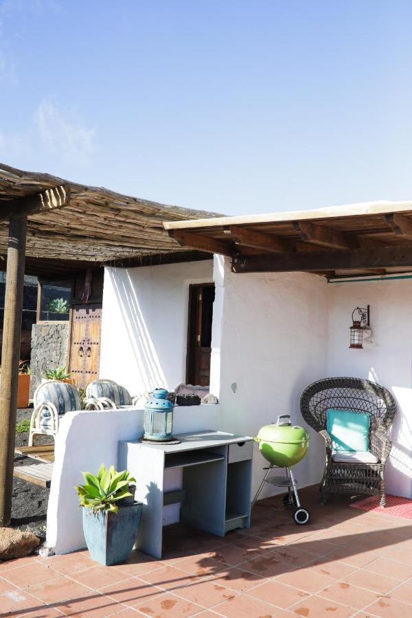 Вилла Casa La Geria (Adults Only) Ла-Асомада Экстерьер фото